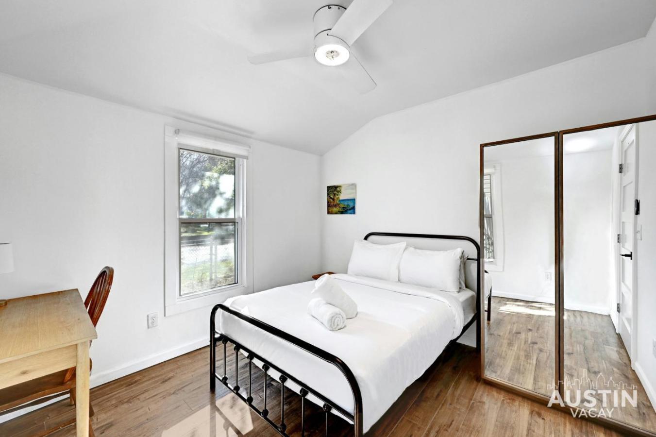 Walk To E. Austin Hotspots 2Br 1Ba W Parking Dog-Friendly By Austin Vacay Villa Exterior photo